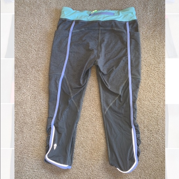 Ivivva cropped leggings - Picture 2 of 2